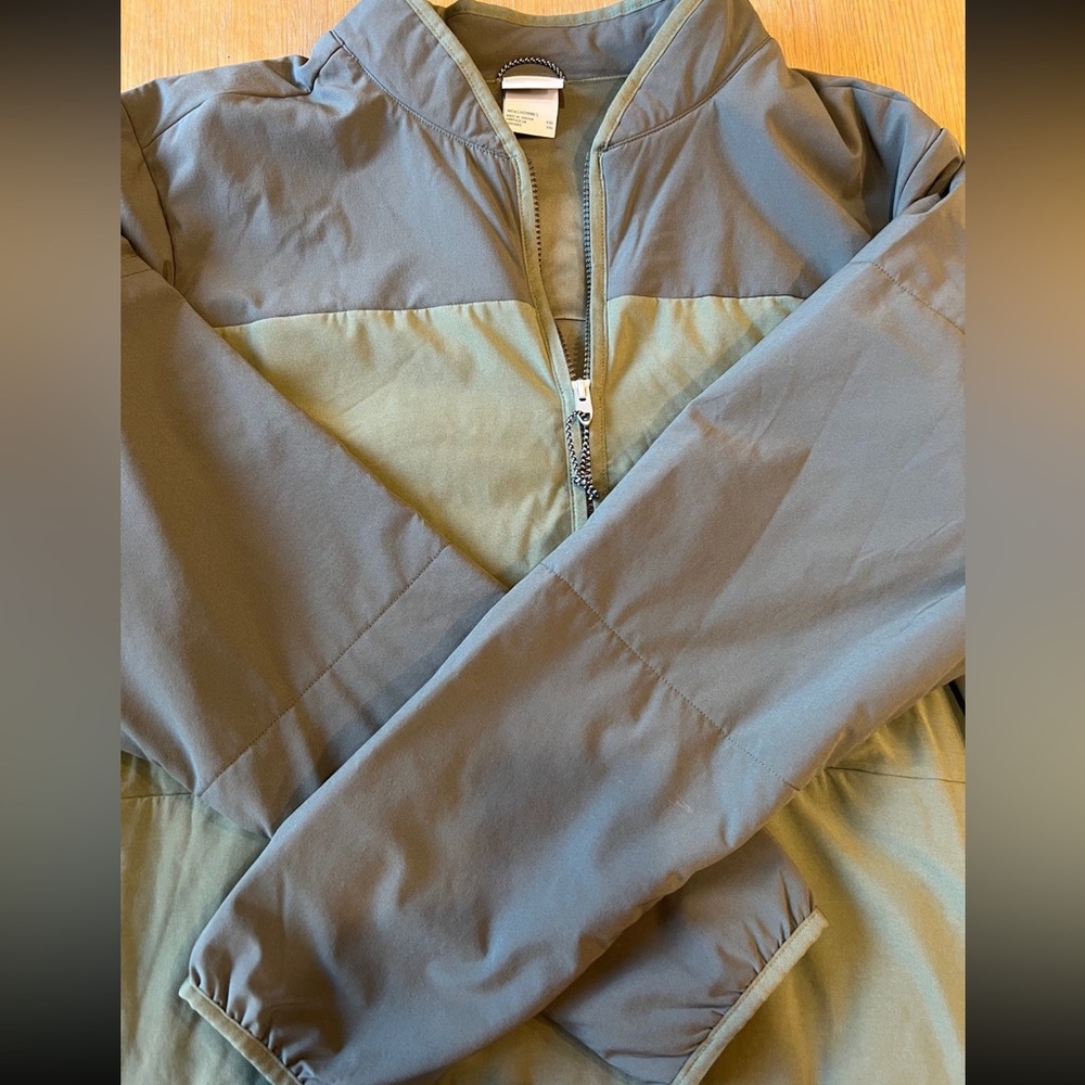 Mens Northface 1/4 zip Pullover XXL Polyester.